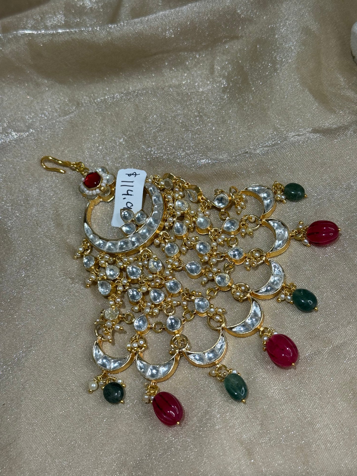 maroon and emerald green passa
