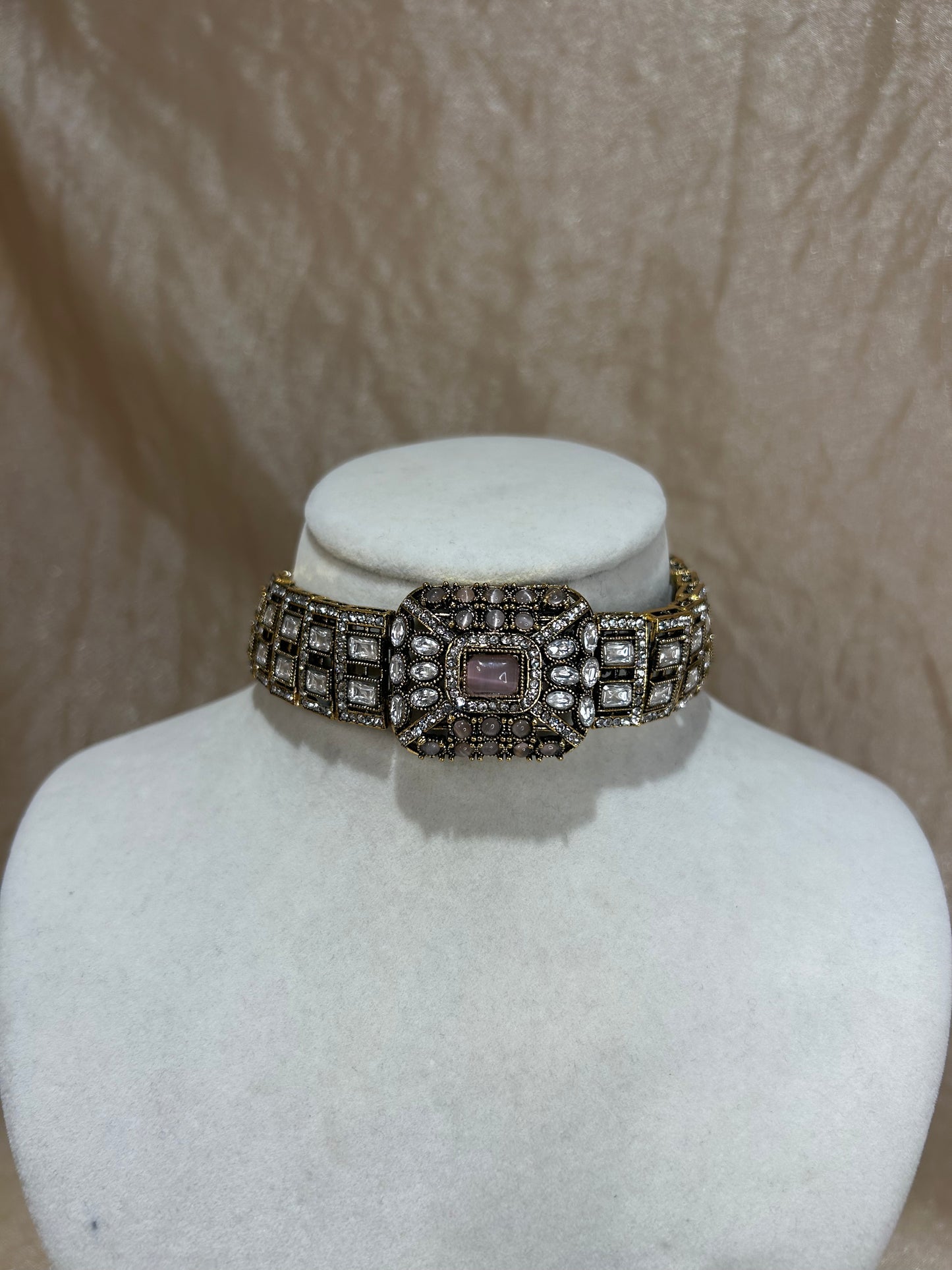 baby pink choker set