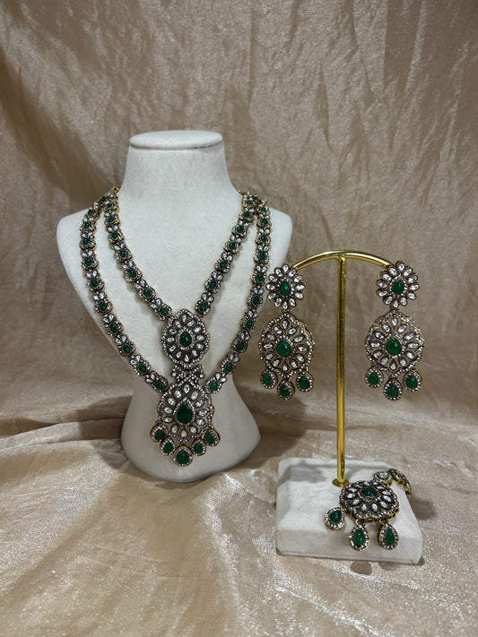 emerald green layered necklace