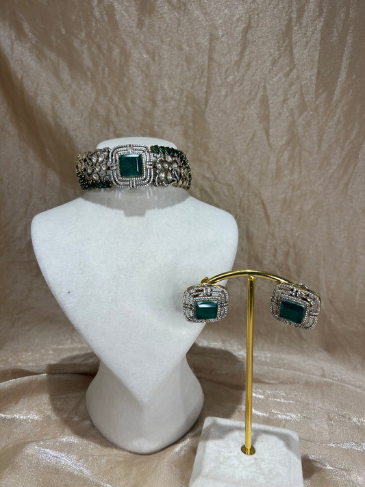 emerald green choker set