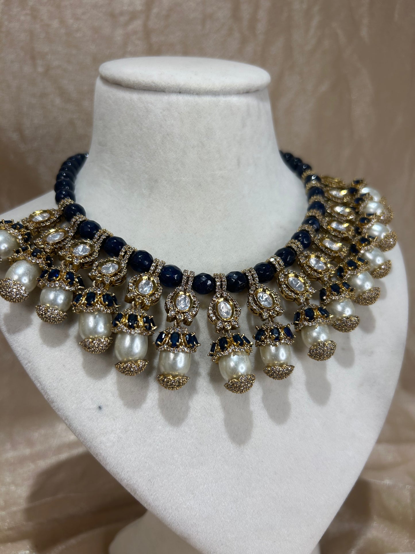 navy blue necklace set