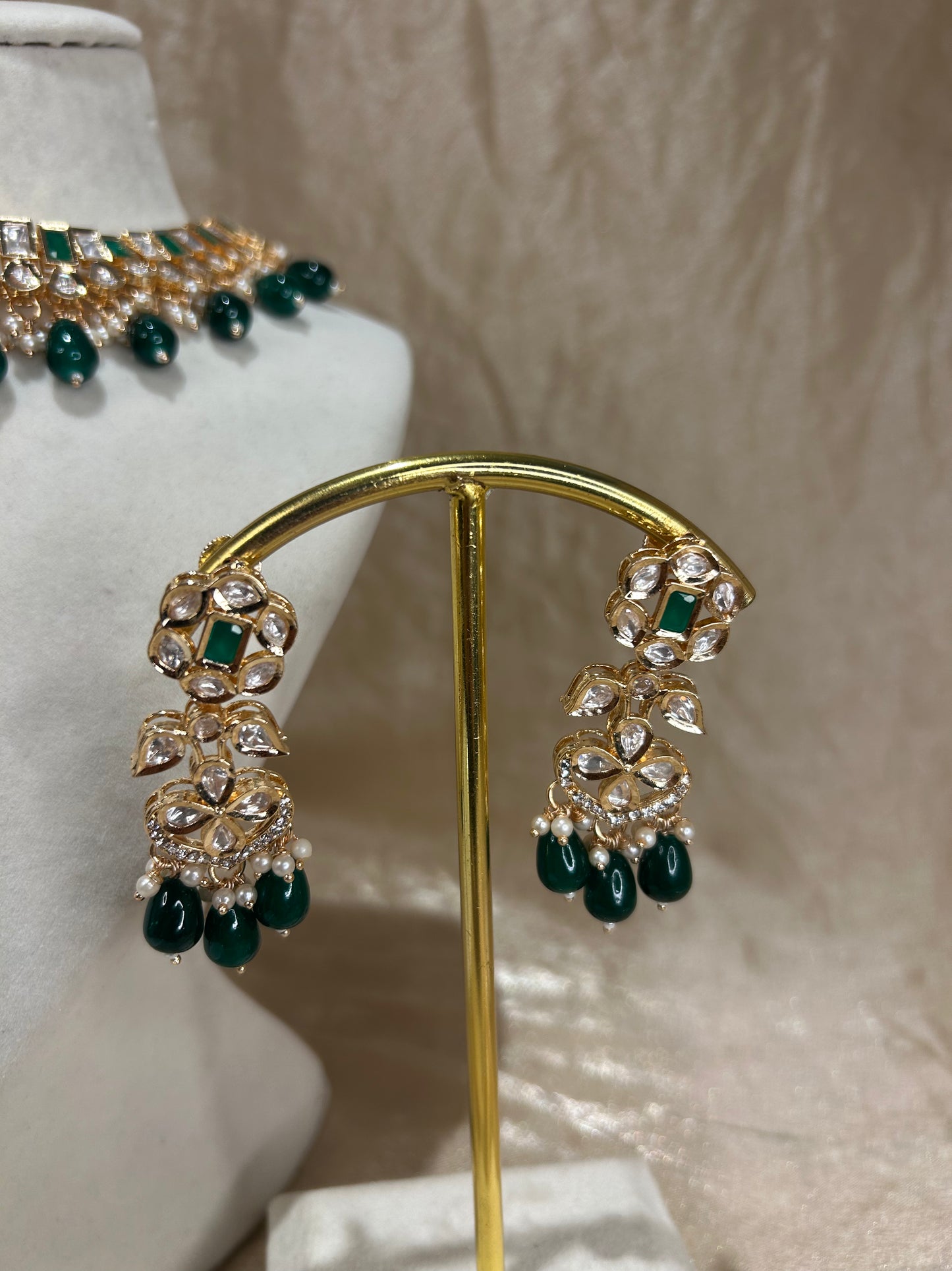 emerald green necklace set