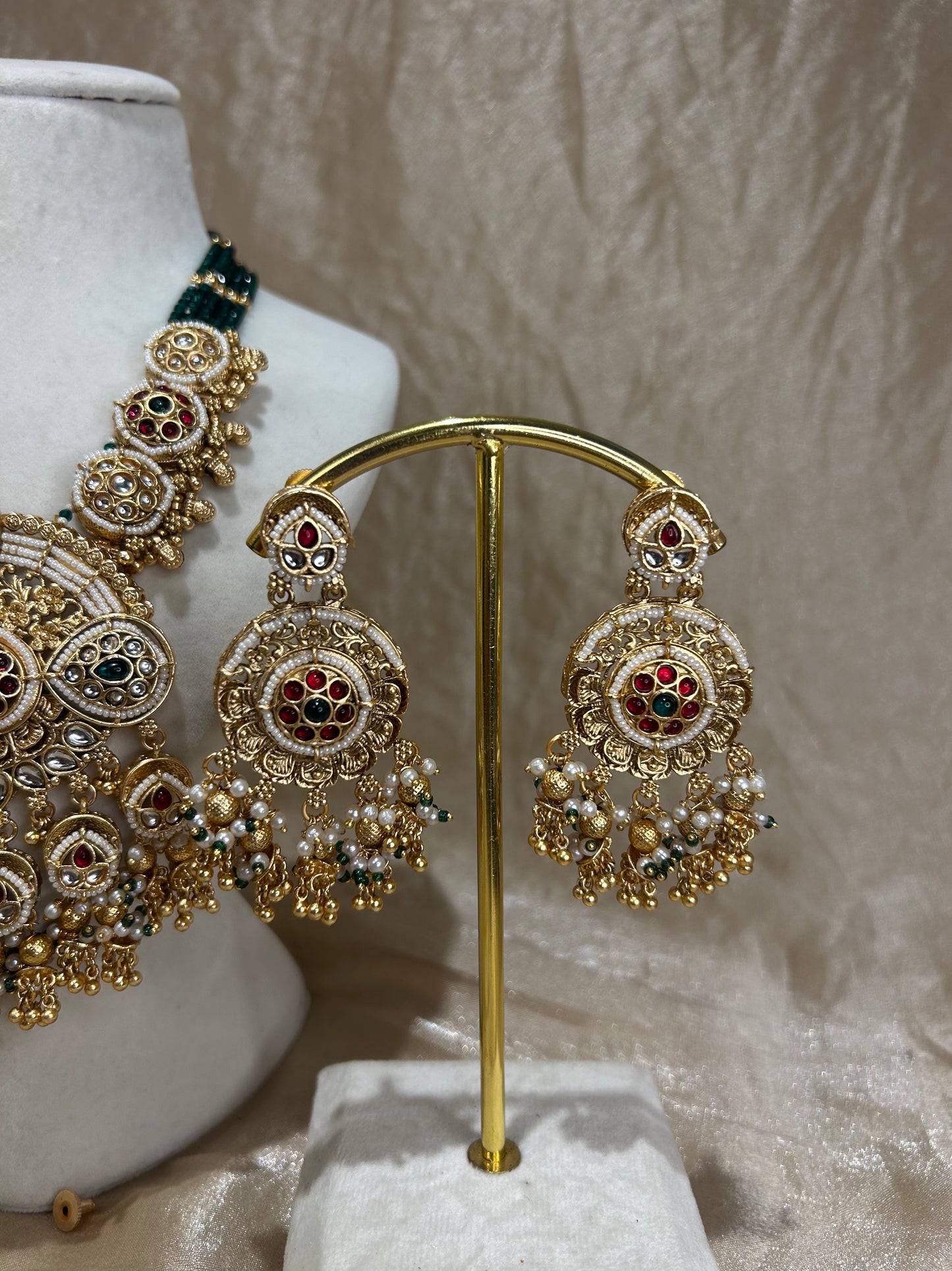 emerald green necklace set
