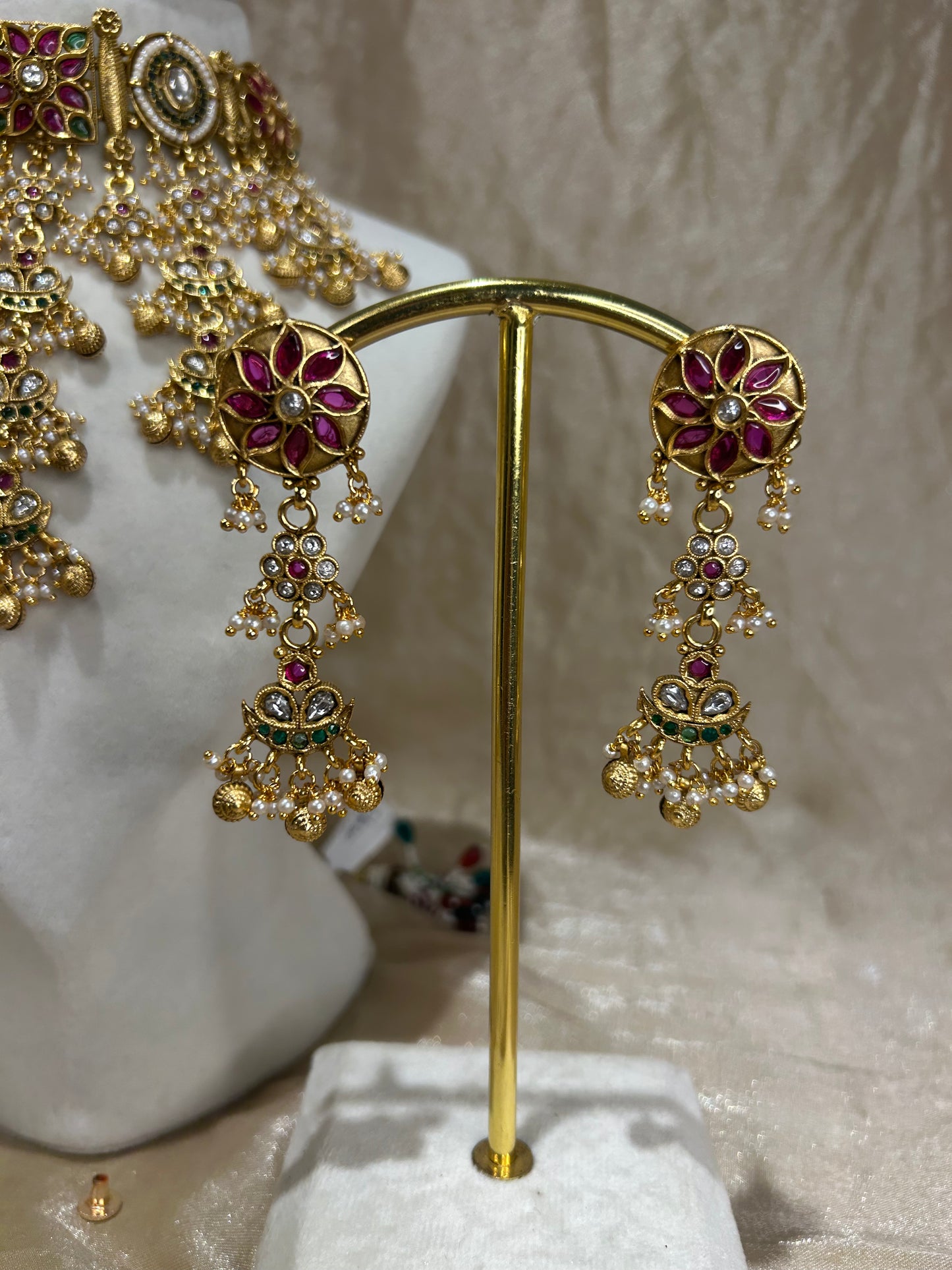 gold choker set