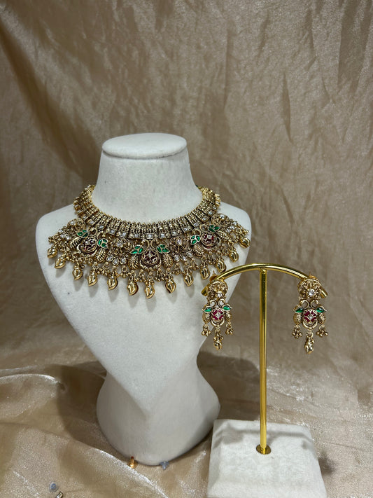 maroon/emerald green necklace set