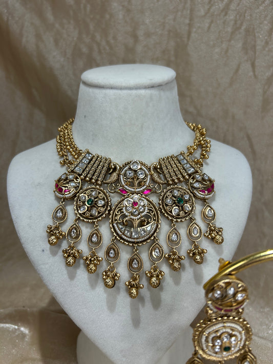 hot pink and emerald green necklace set