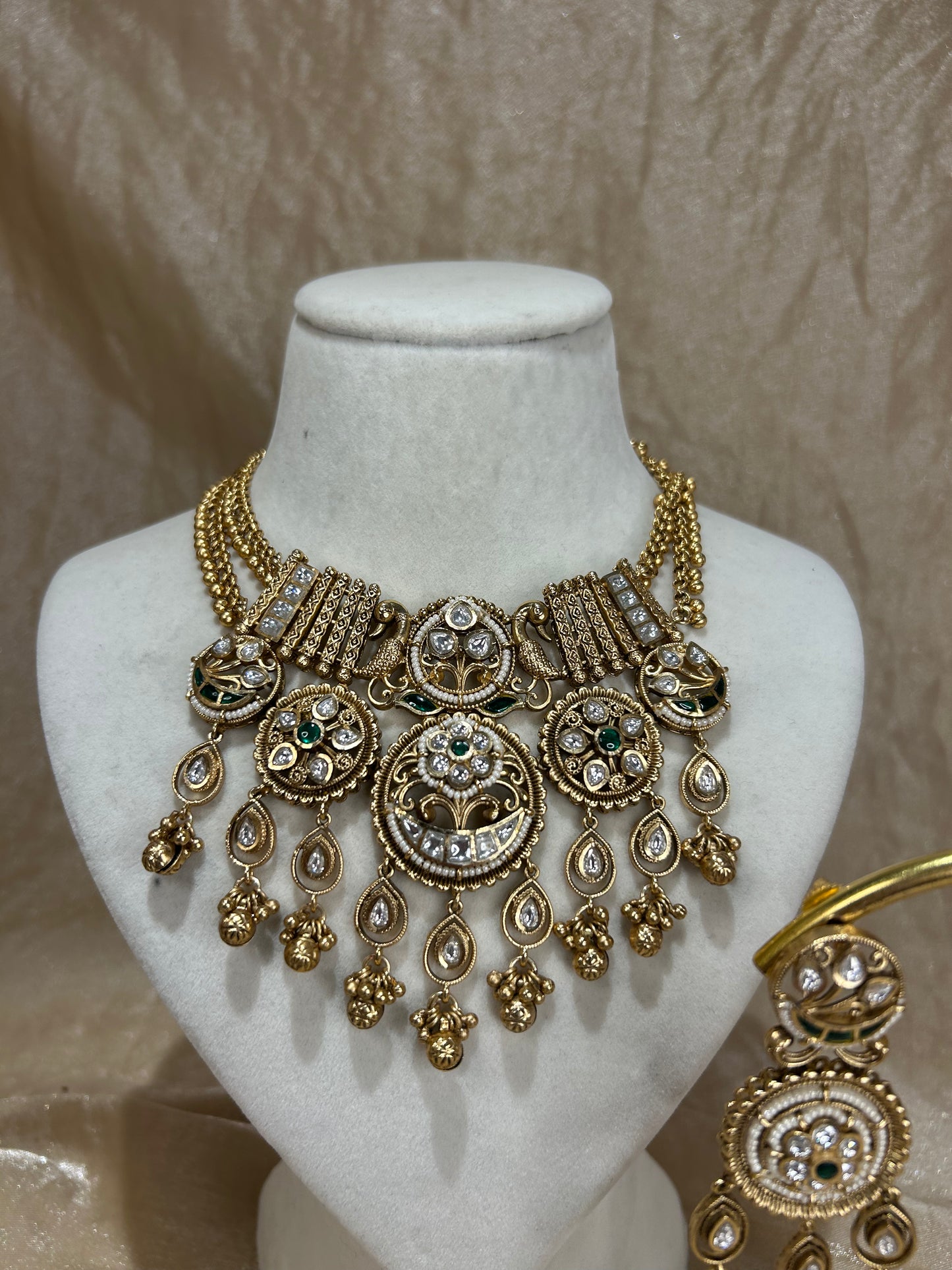 emerald green necklace set