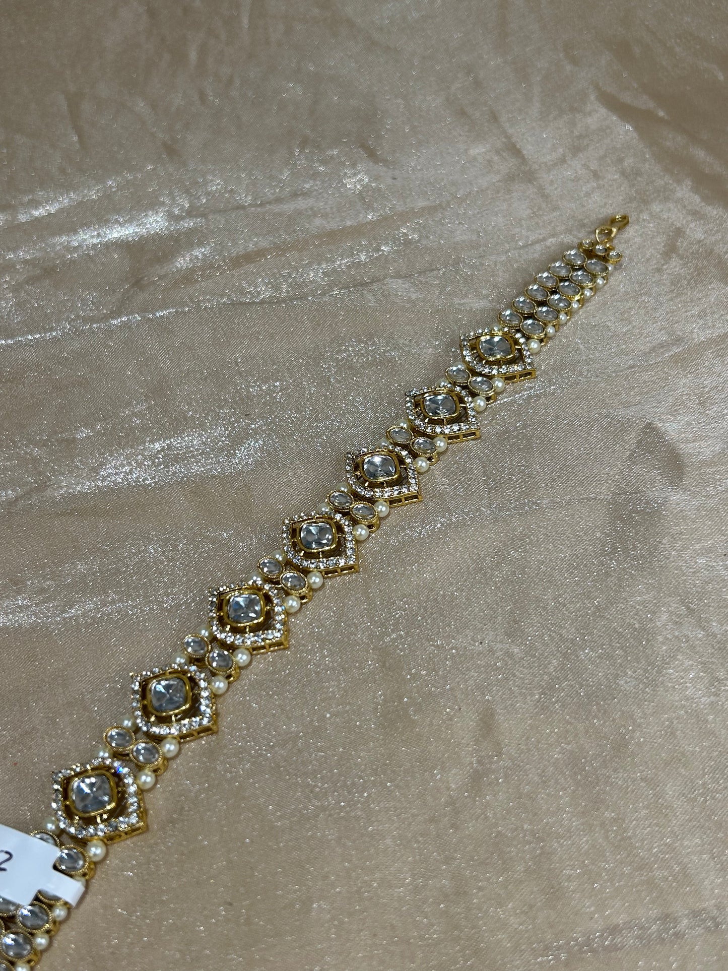 kundan matha patti