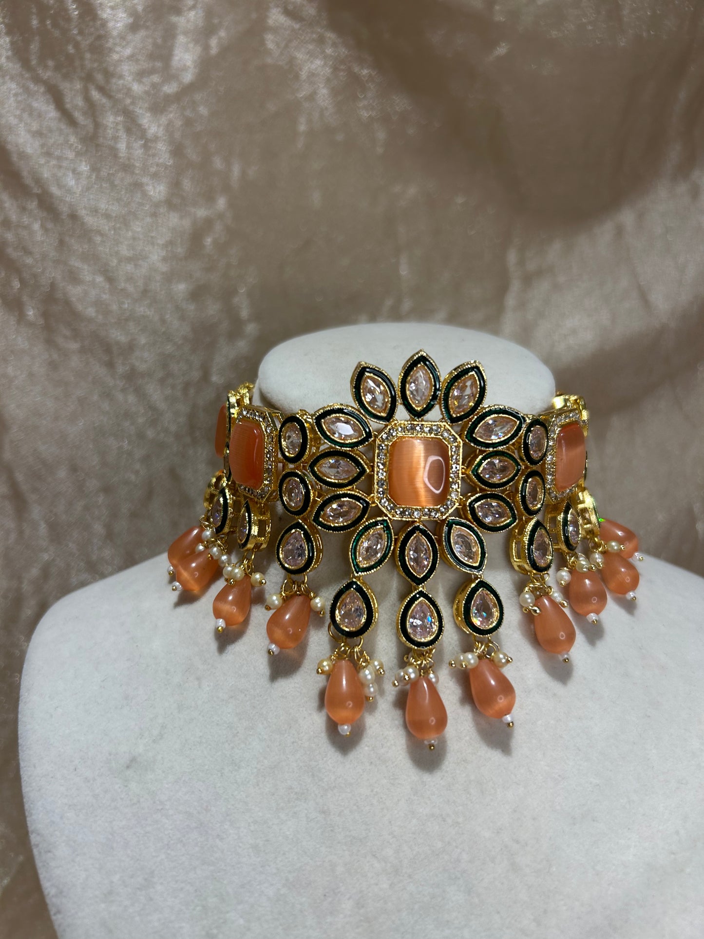 orange choker set