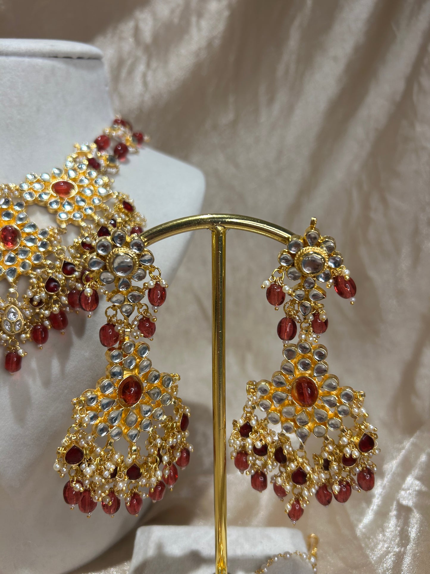 maroon necklace set