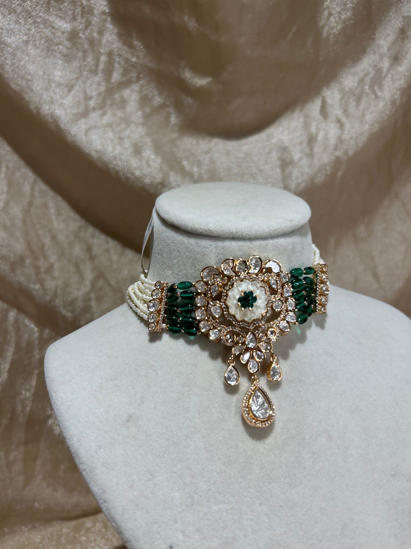 emerald green choker set