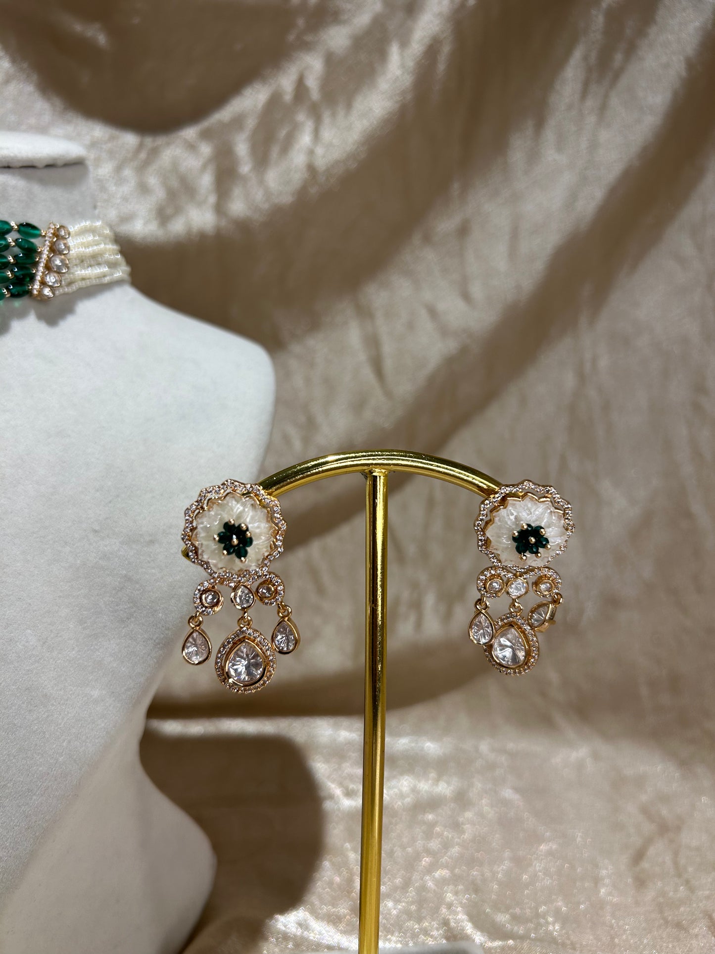 emerald green choker set