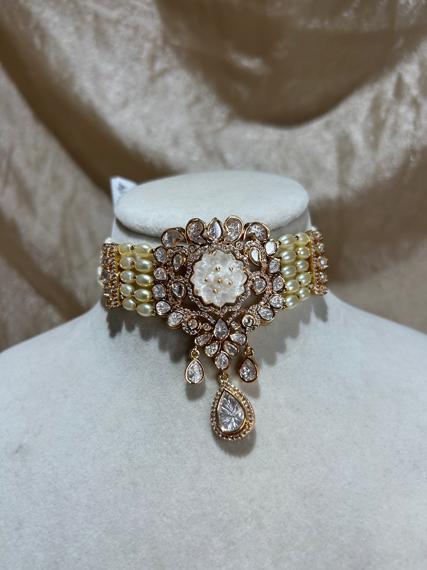 gold choker set