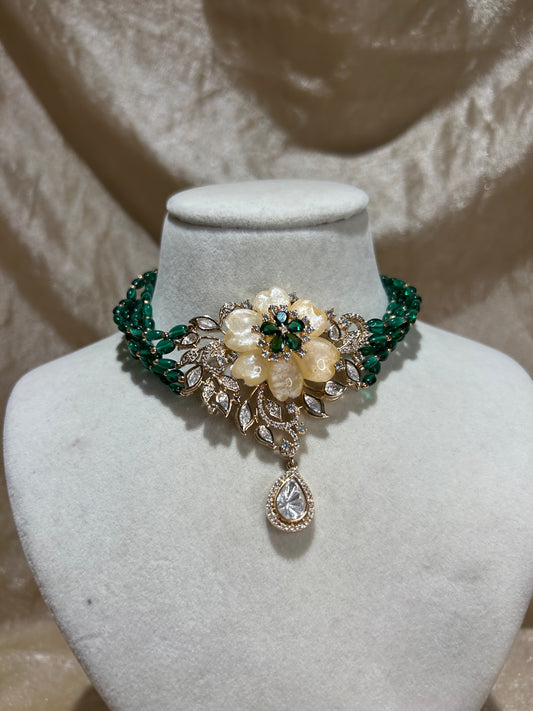 emerald green choker set