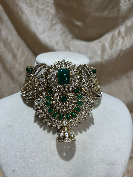 emerald green choker set