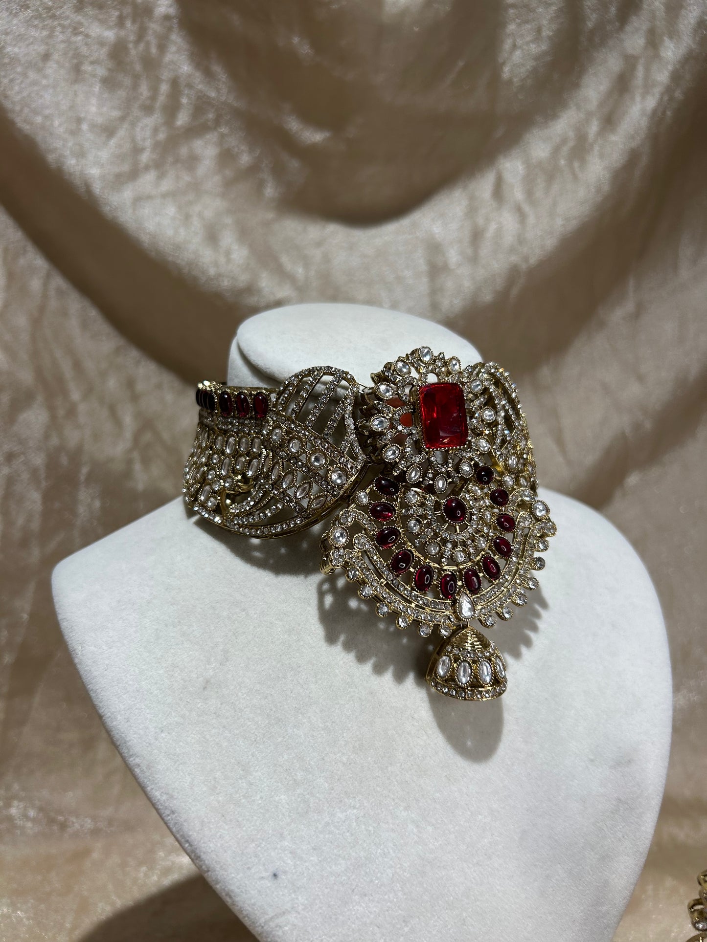 maroon choker set