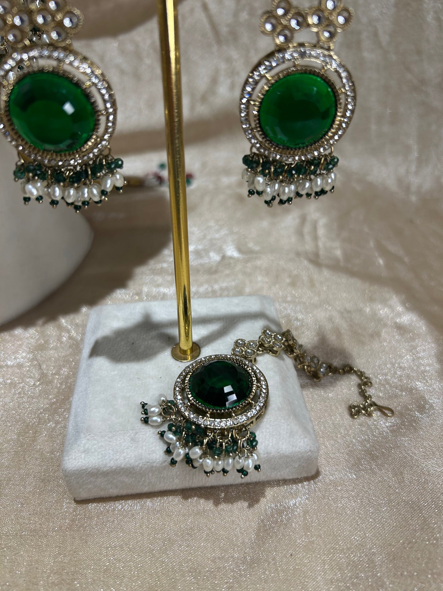 emerald green layered necklace set