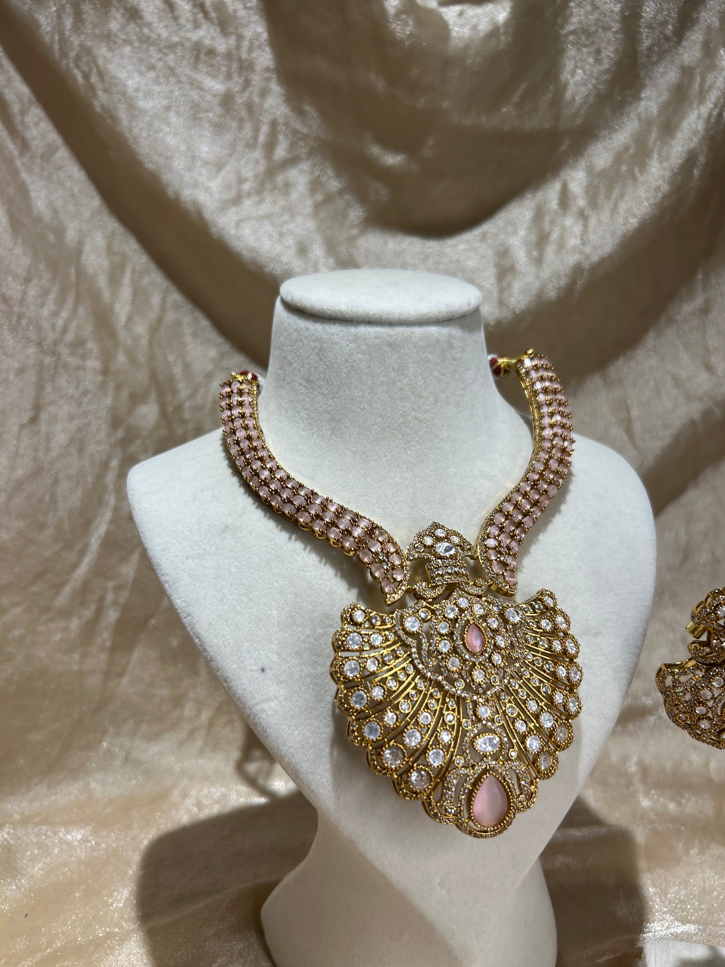 baby pink necklace set