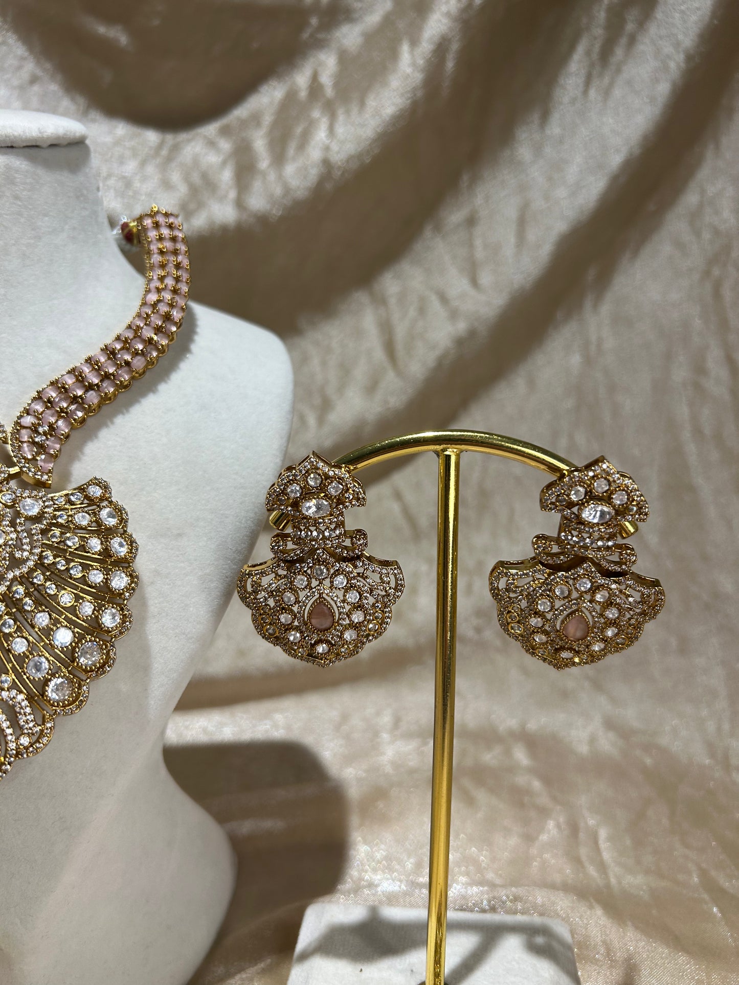 baby pink necklace set
