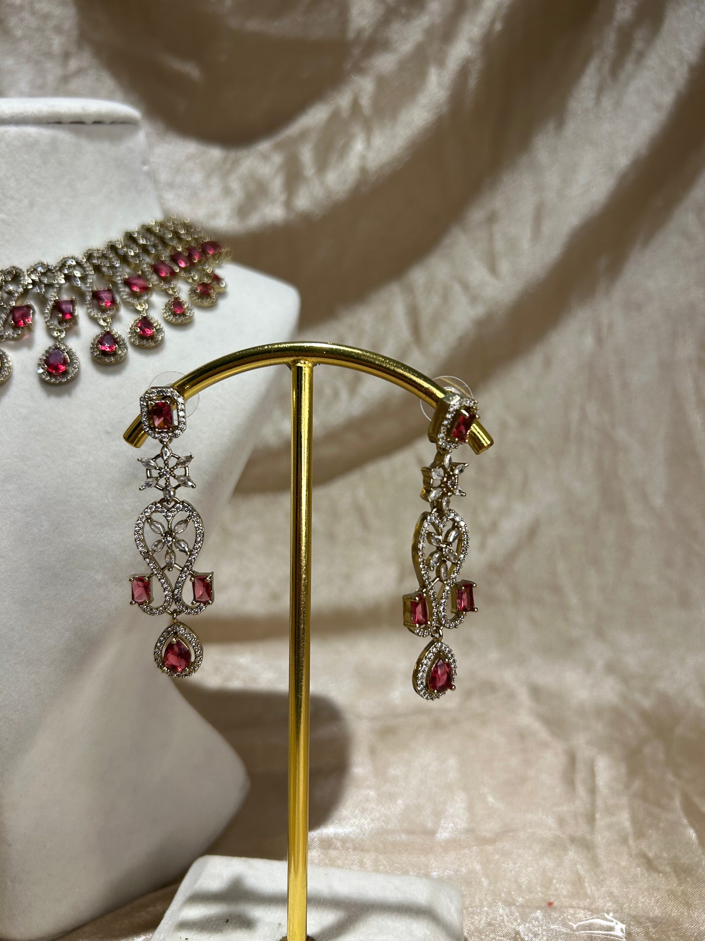 hot pink necklace set