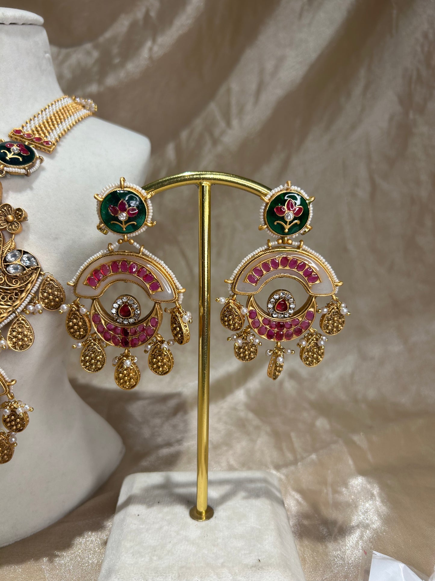 heritage multi colour necklace set