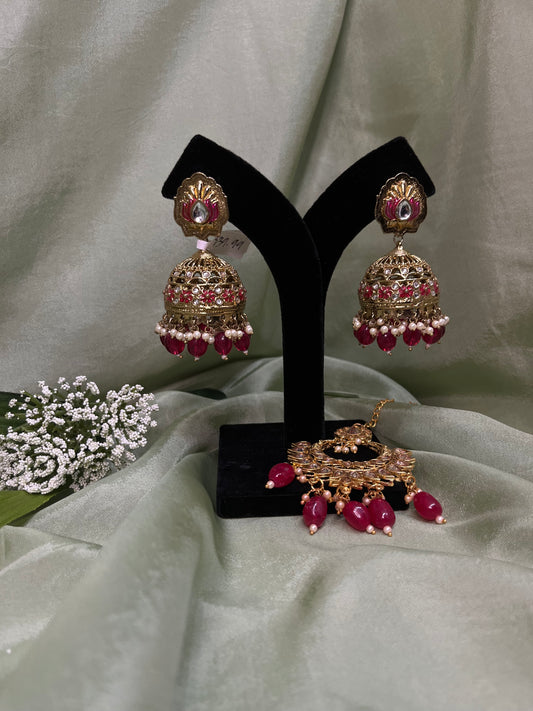 Hot pink earring/tikka set