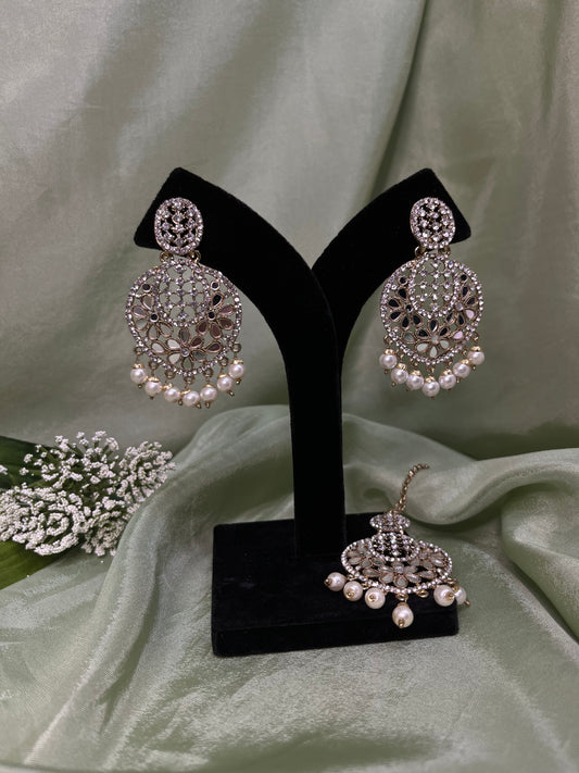 Mirror work earring/tikka set