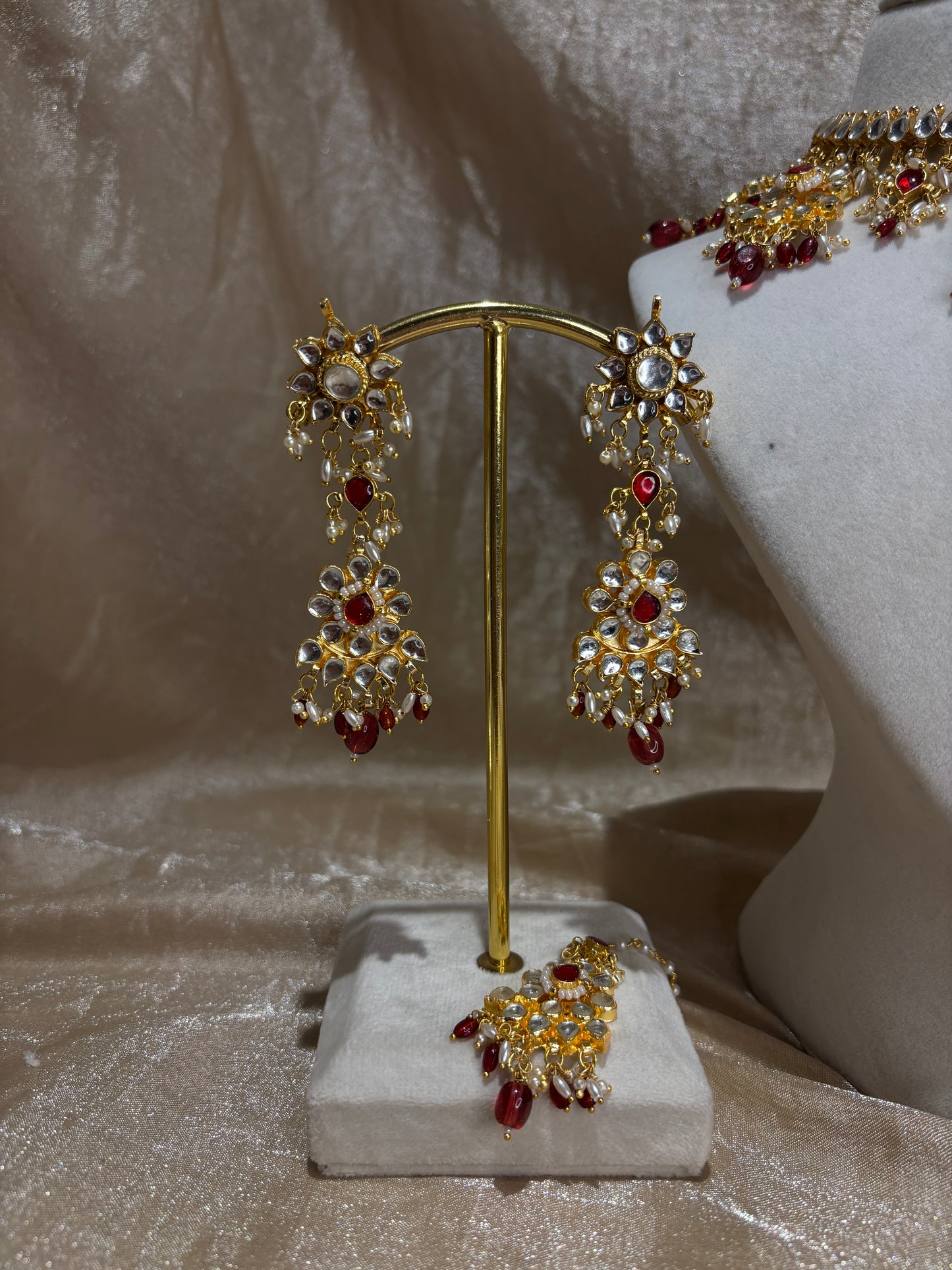 maroon necklace set