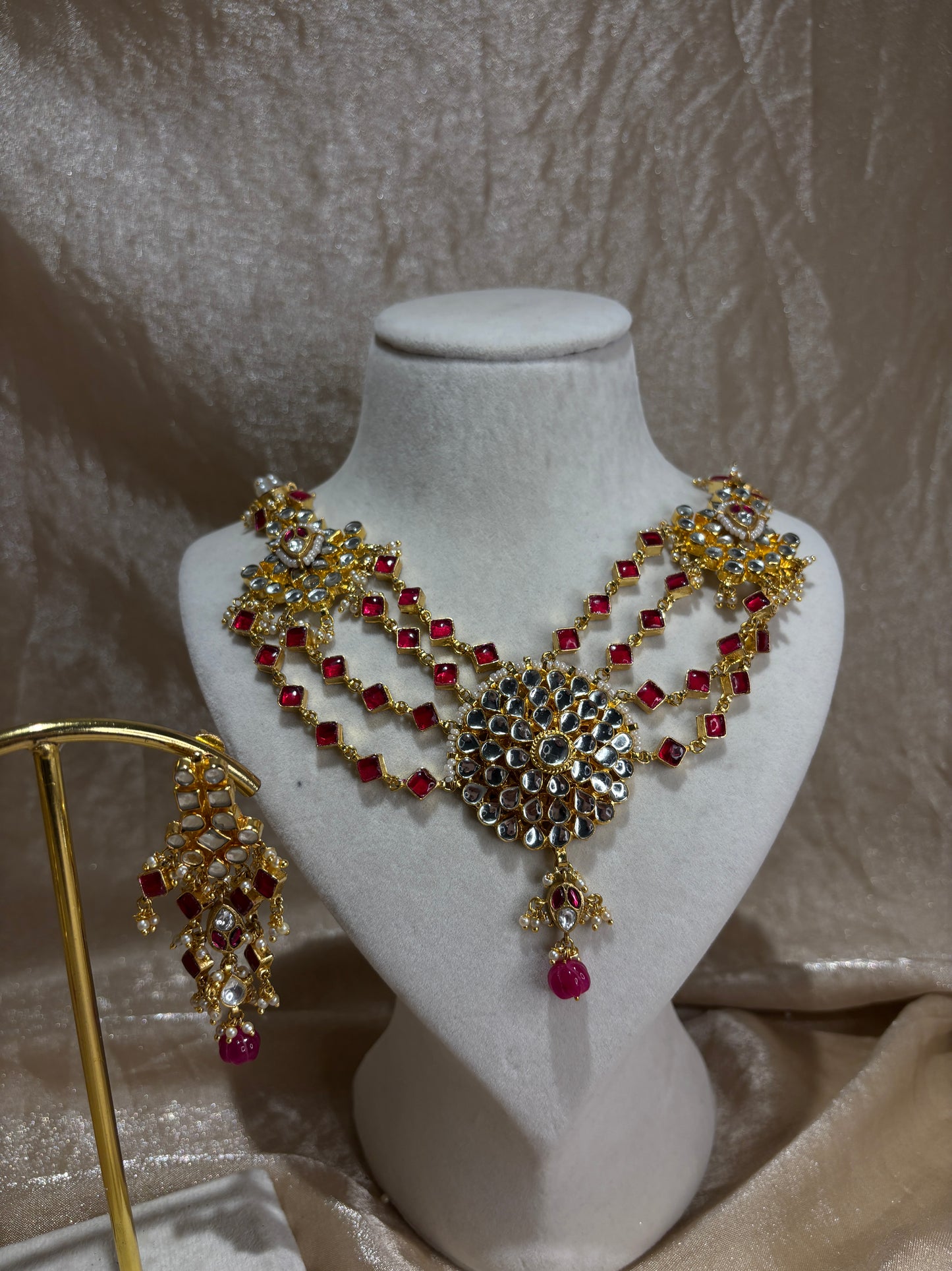 hot pink necklace set