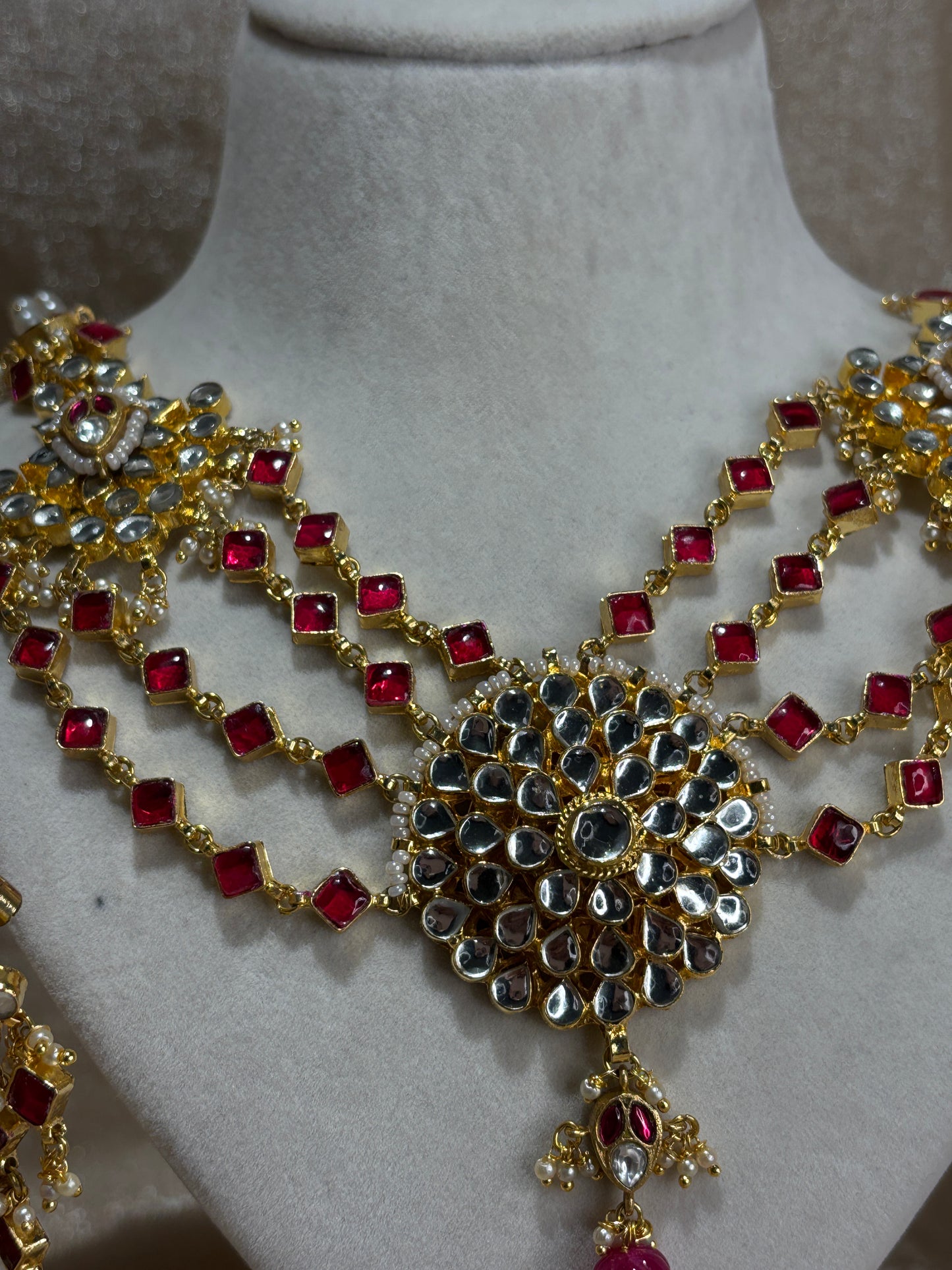 hot pink necklace set