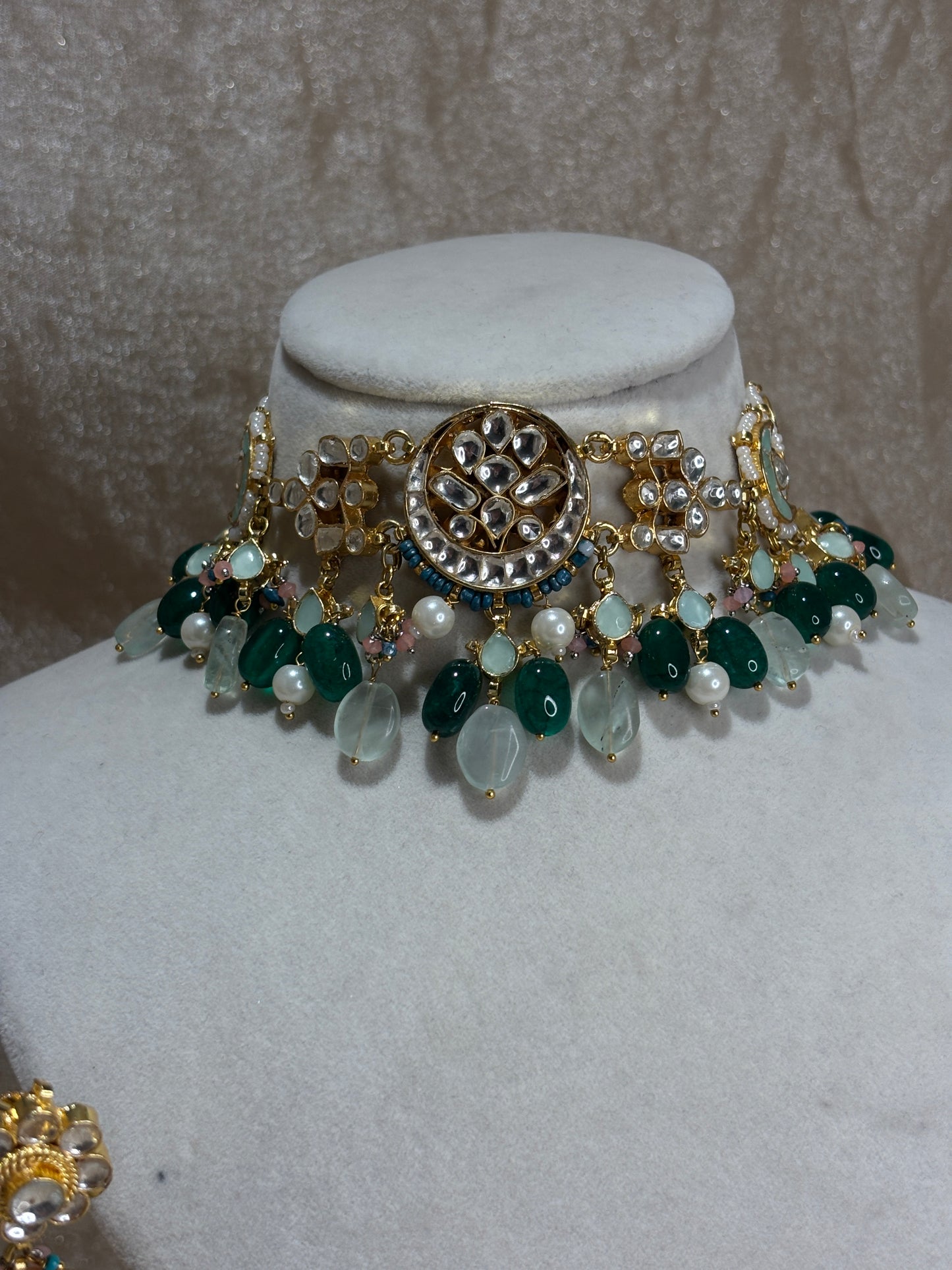 sage/emerald green choker set