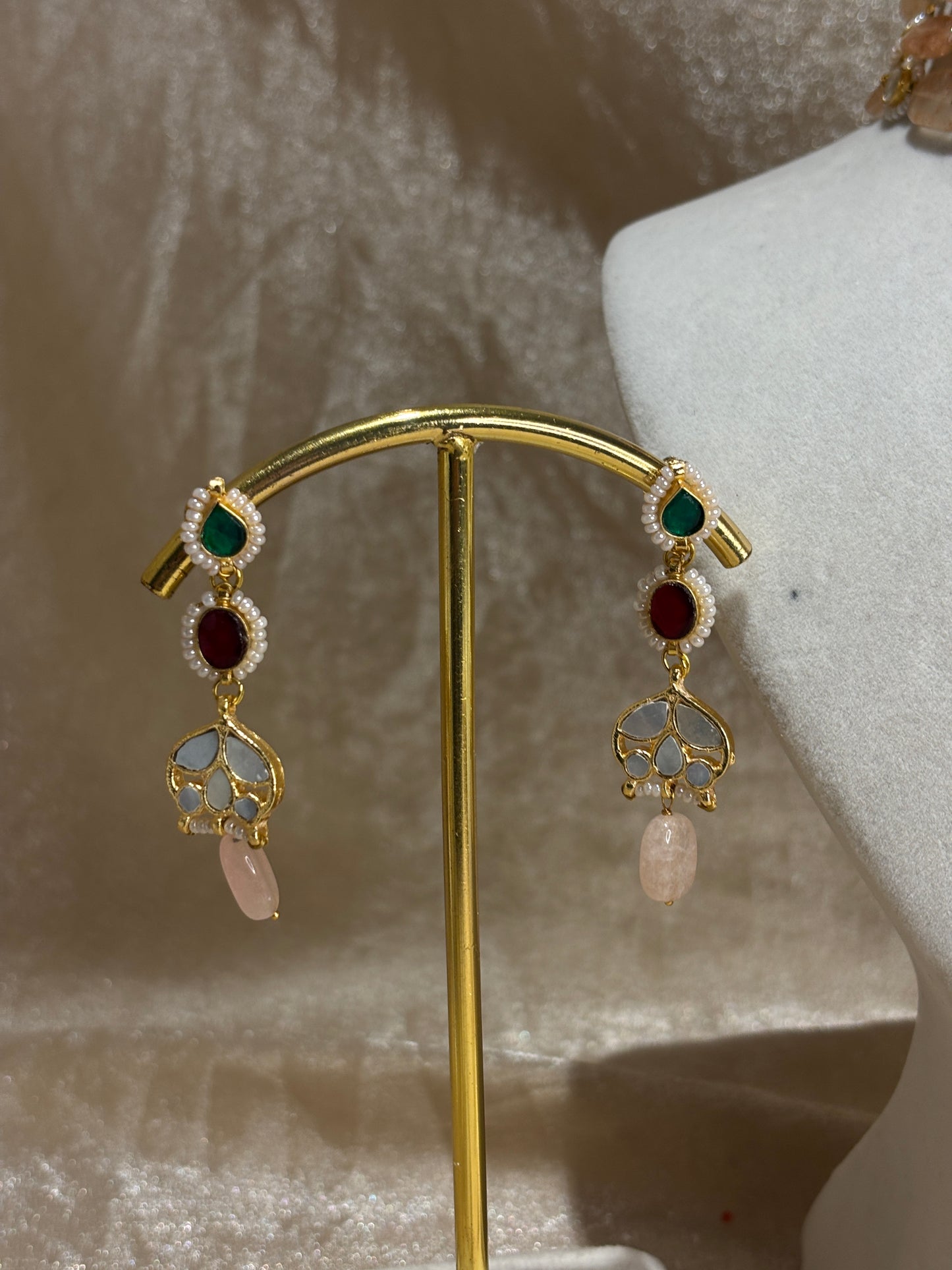 peach and emerald green choker set