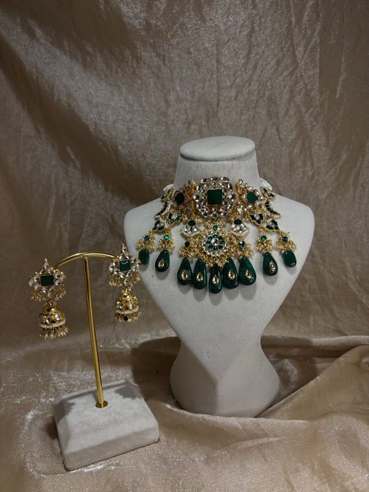 emerald green choker set