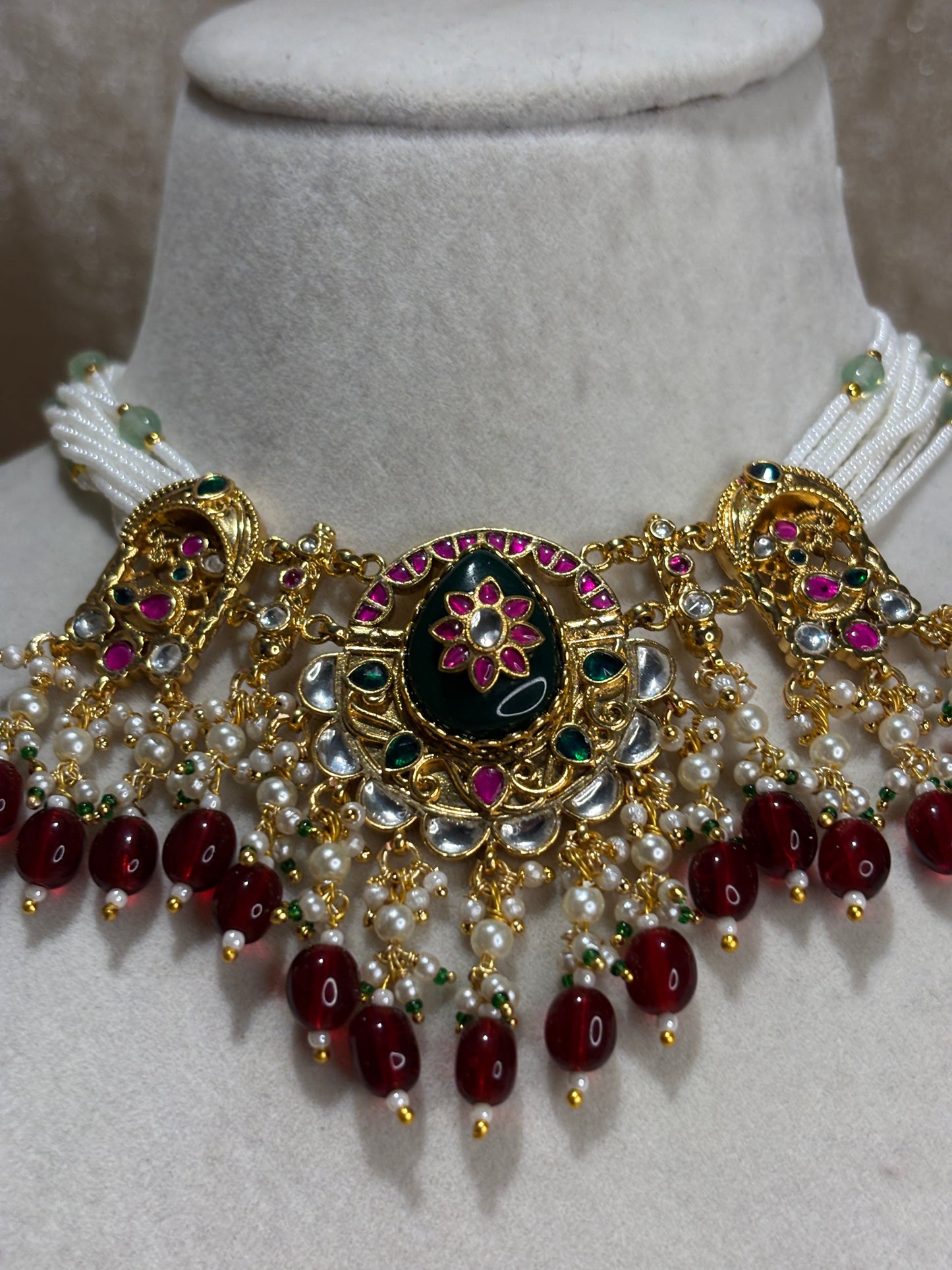 maroon choker set