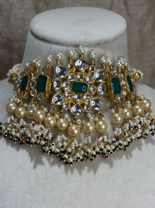 emearld green choker set
