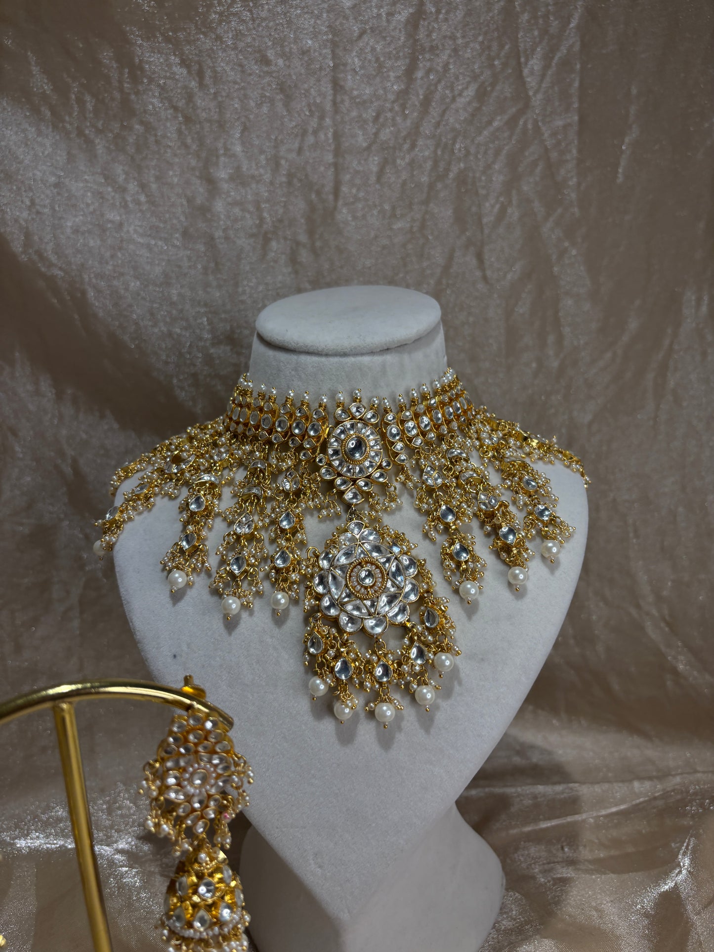 heavy gold choker set