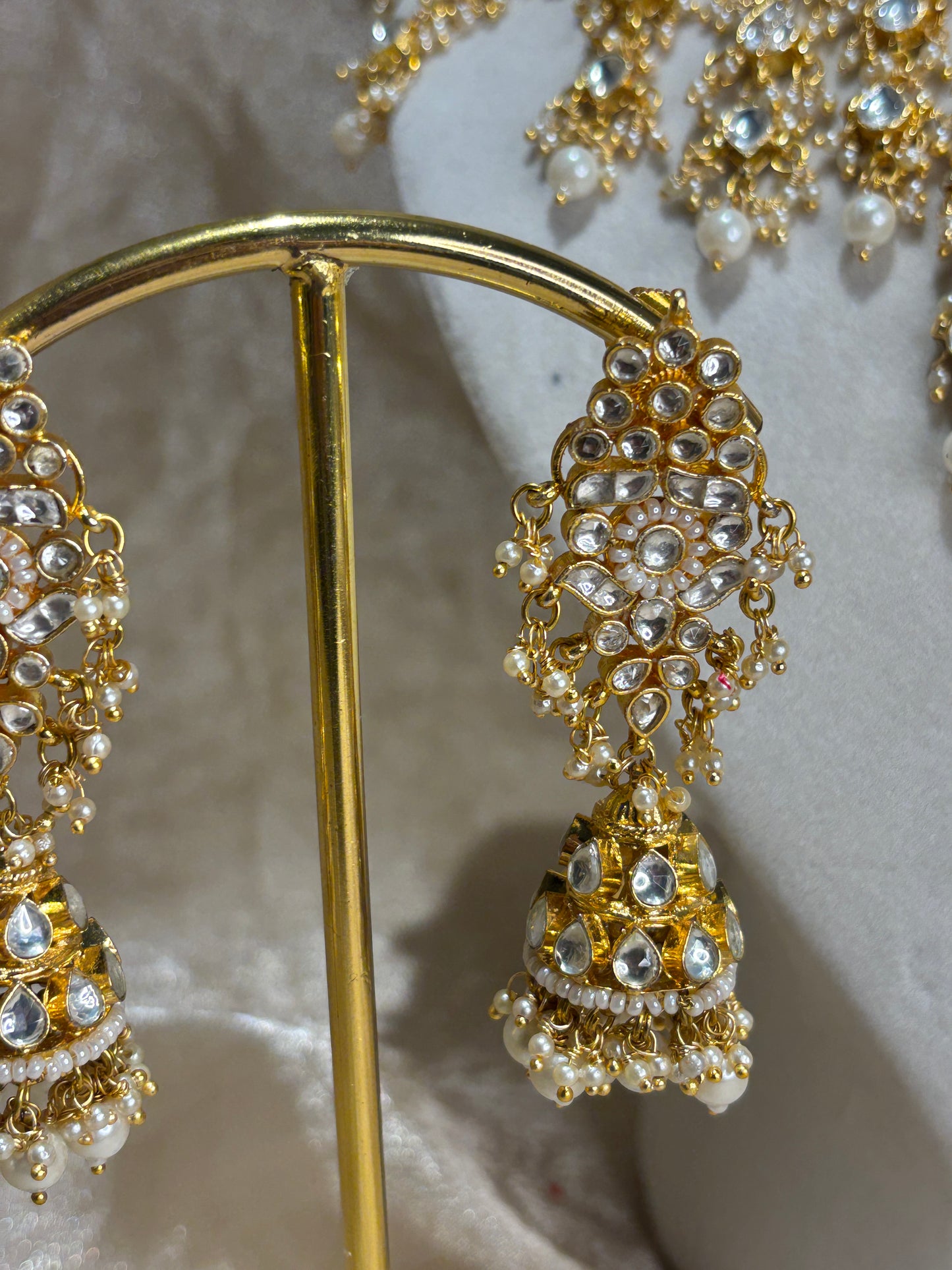 heavy gold choker set