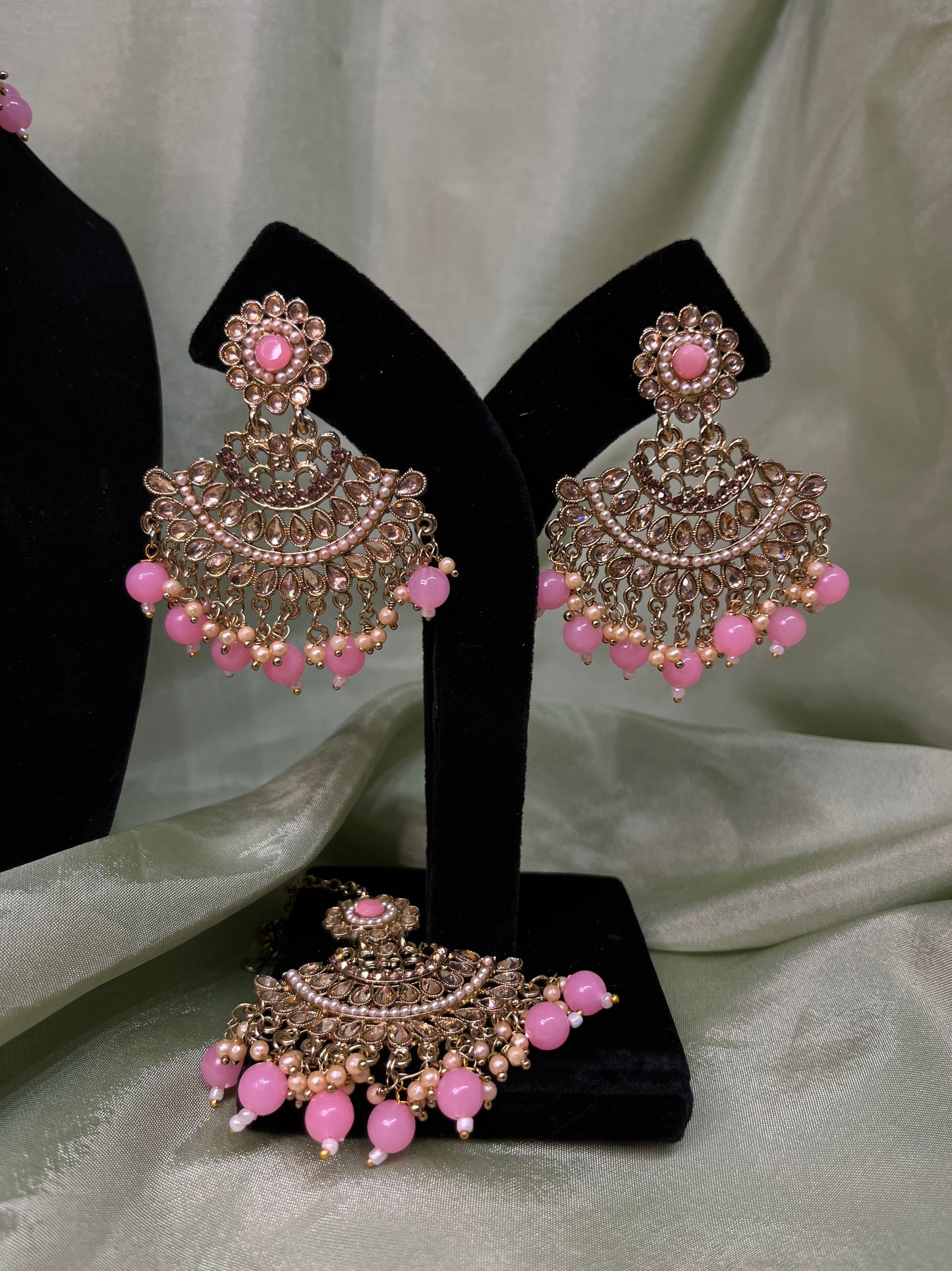 Baby pink flower choker set