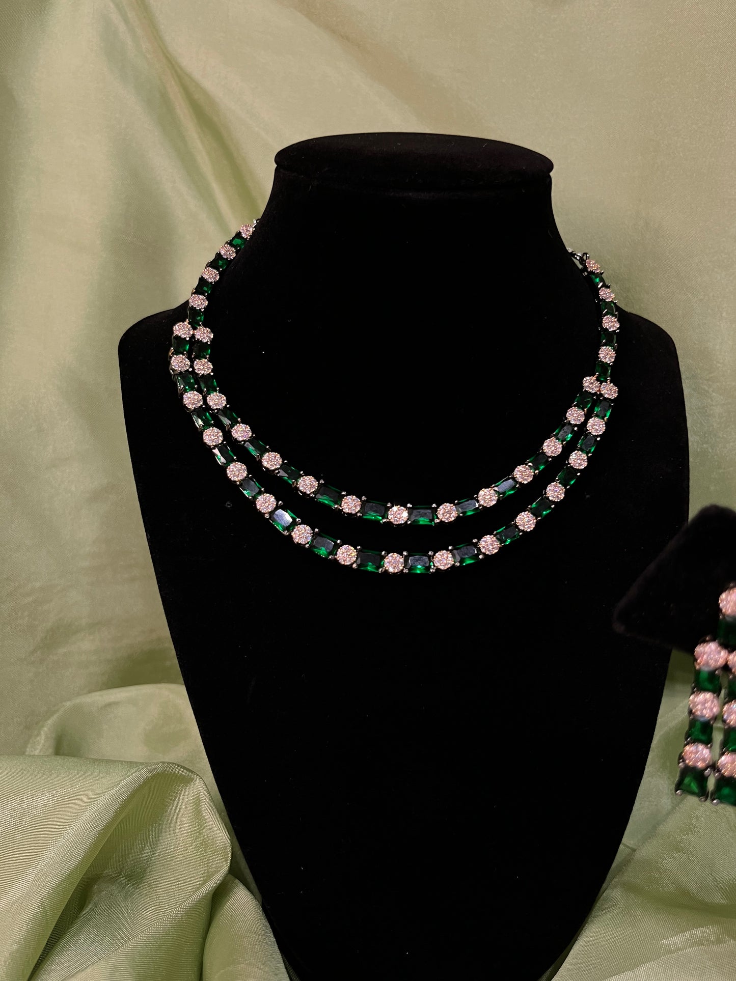 Emerald green American diamond set